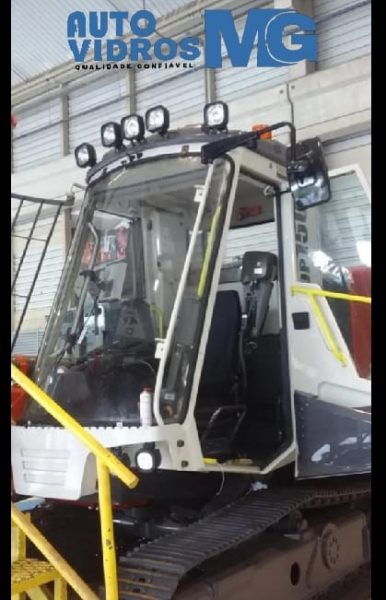 Vidro cerâmico para trator